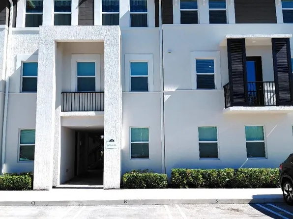 8878 Lake Worth Road #209, Lake Worth, FL 33467