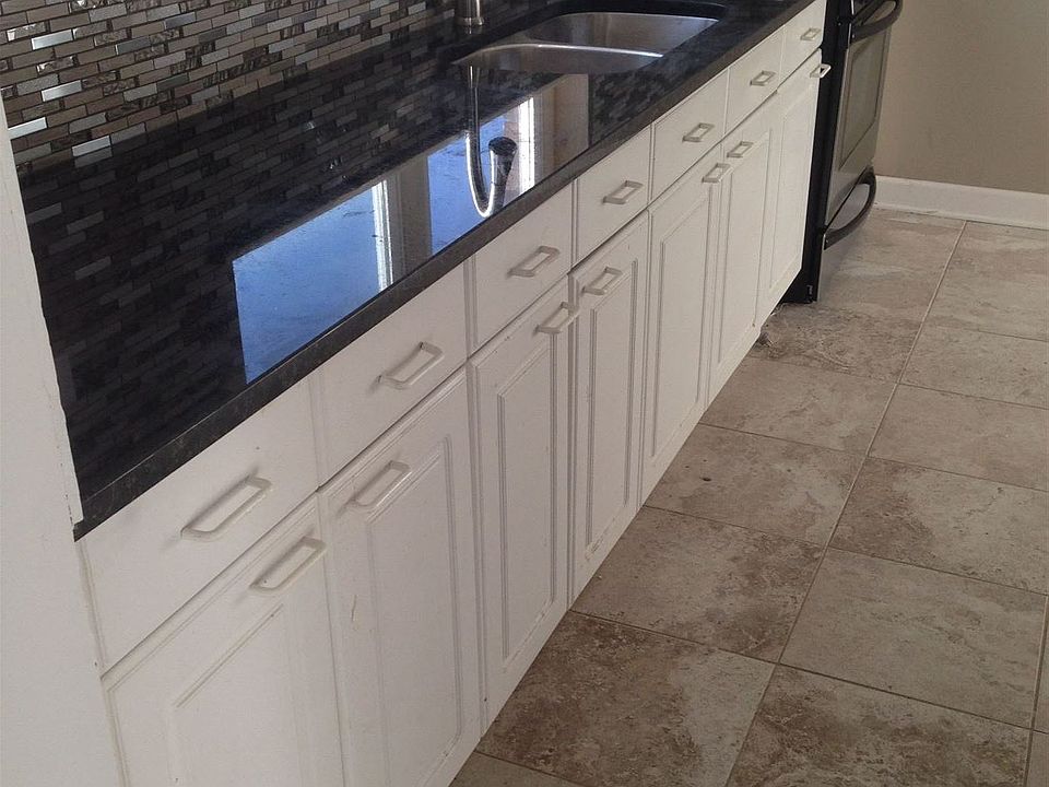 1st floor kitchen