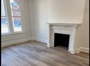 98 Chestnut St #1F, Albany, NY 12210