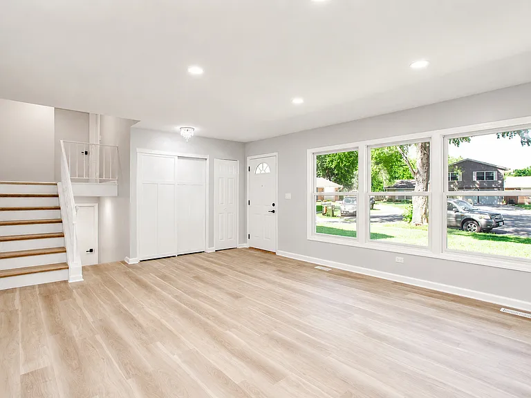 7777 Ramsgate Cir S — Photo 17
