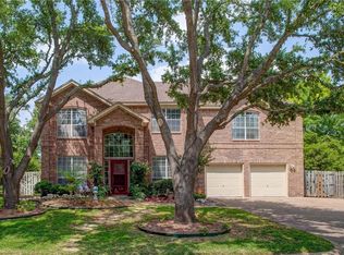 1349 Trinity Dr, Benbrook, TX 76126