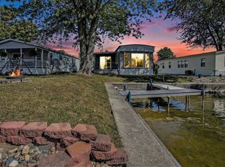 565 Willow Dr, Coldwater, MI 49036