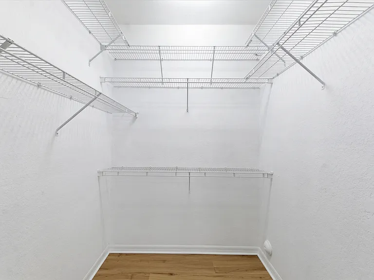 7765 Yardley Dr #107 — Photo 1