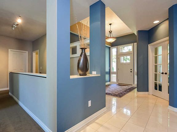 4th image of 49 Bay Meadows Dr
