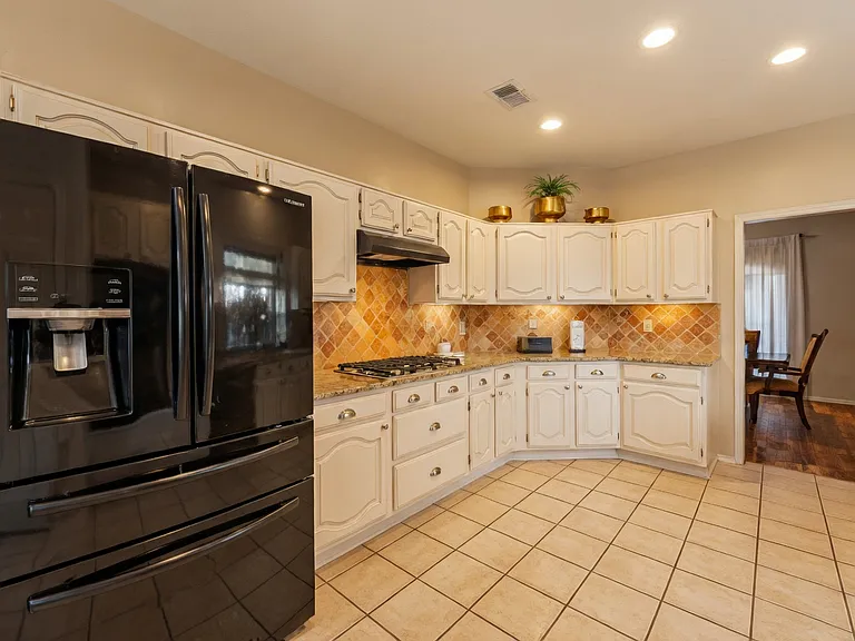 2017 Oakbluff Dr — Photo 11