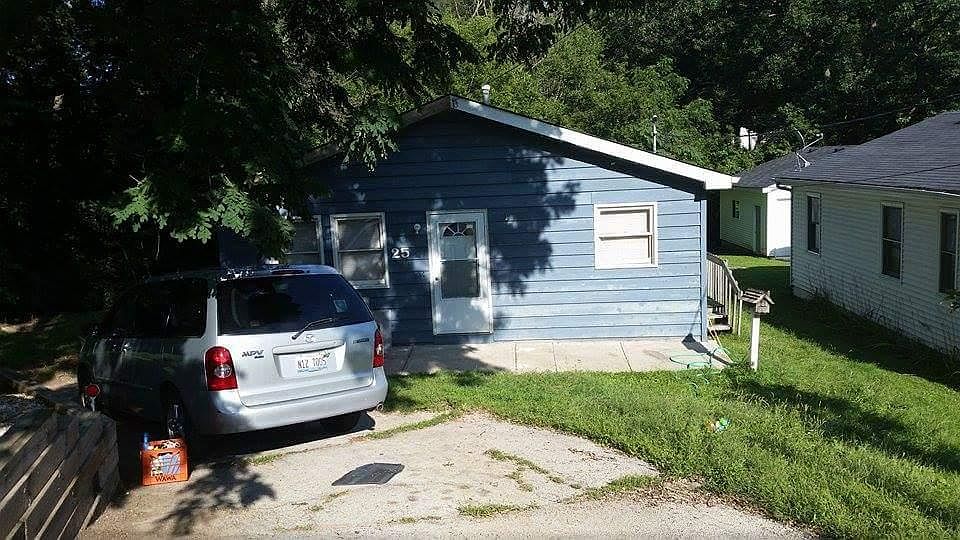 1st image of 25 Hillcrest Ave
