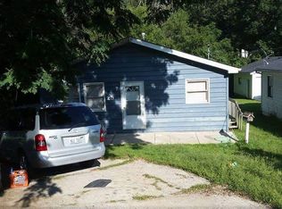 25 Hillcrest Ave, Fox Lake, IL 60020