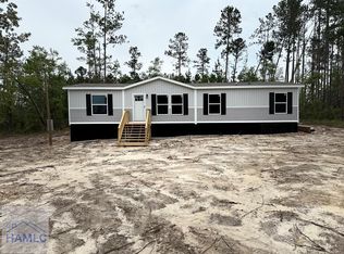 138 Southside Dr, Lyons, GA 30436