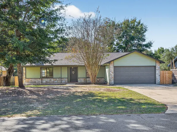 932 Ridgewood Way, Niceville, FL 32578