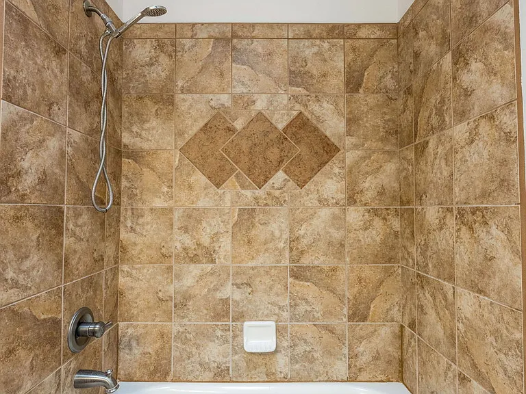 4405 Levante Dr — Photo 25