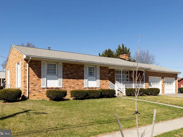 101 Molden Dr, Winchester, VA 22601