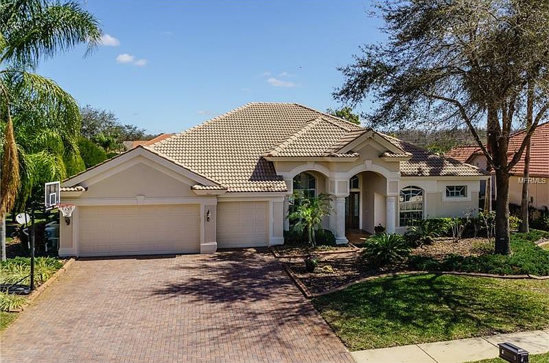 1st image of 903 Cypress Cove Way