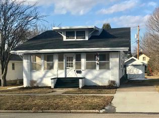 607 Park St, Reinbeck, IA 50669