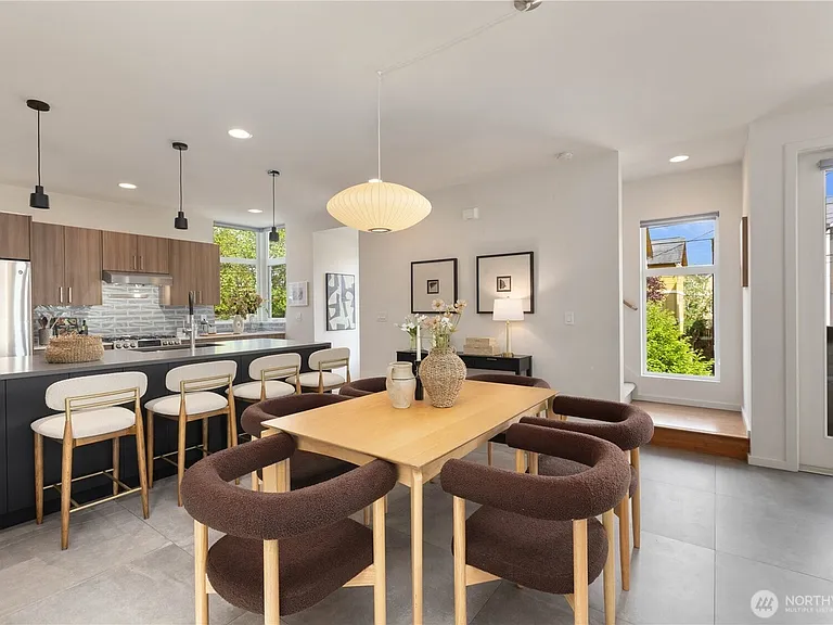 6735A Alonzo Ave NW — Photo 6