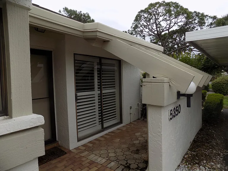 5350 Myrtle Wood #5350 — Photo 3