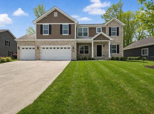 22 Levanno Dr, Crown Point, IN