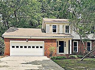217 Lofton Dr, Fayetteville, NC 28311
