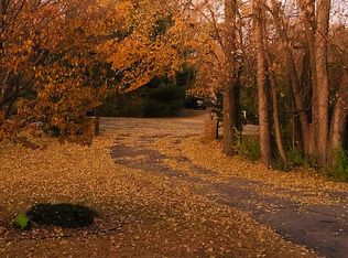 9075 Beardsley Ct, Inver Grove Heights, MN 55077