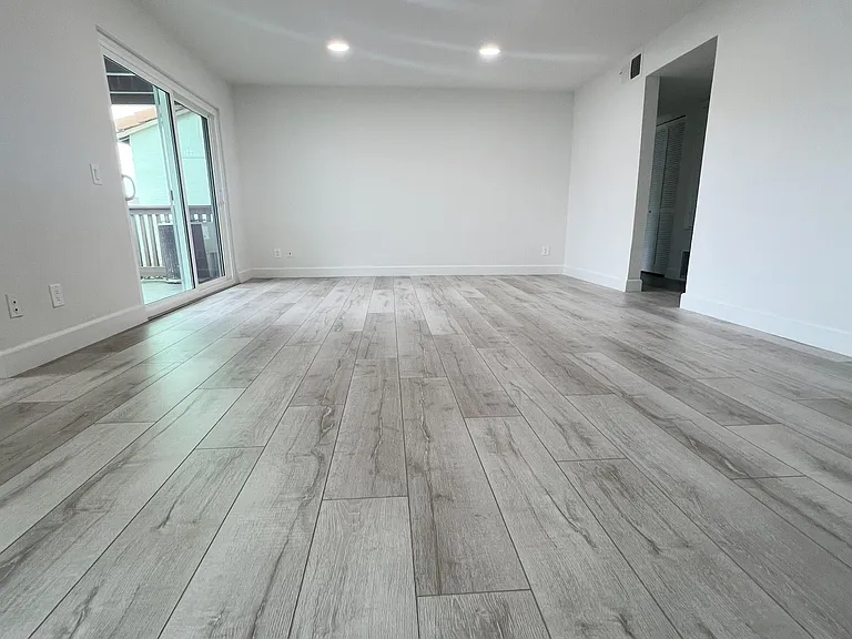 868 S Rancho Santa Fe Rd S #C — Photo 2