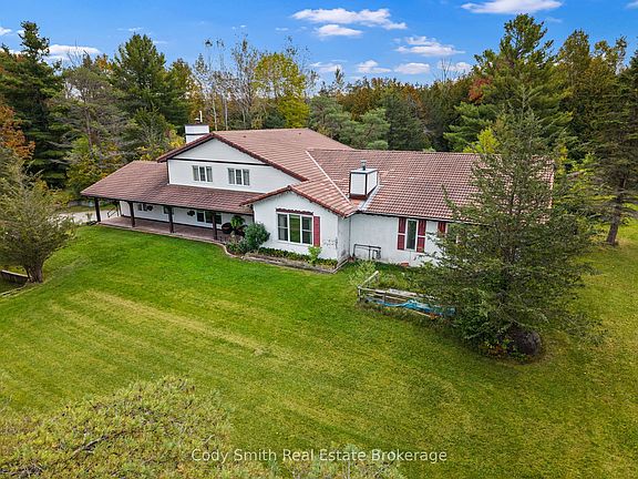2nd image of 2080 Sandhill Rd