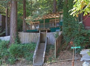 21482 Starrett Hill Dr, Monte Rio, CA 95462