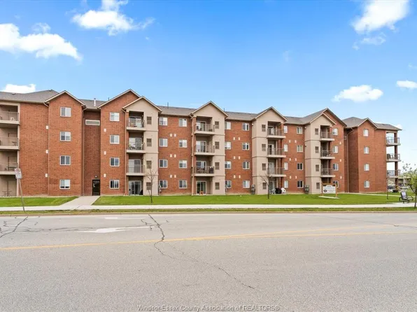 2650 Sandwich West Pkwy #409, Lasalle, ON N9H 0A7