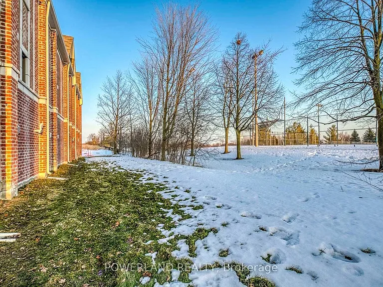 77 McAlister Ave — Photo 26