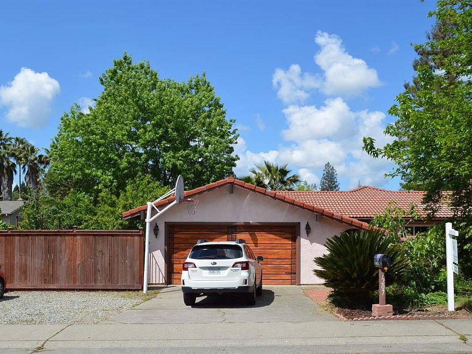 1st image of 7207 Almond Ave