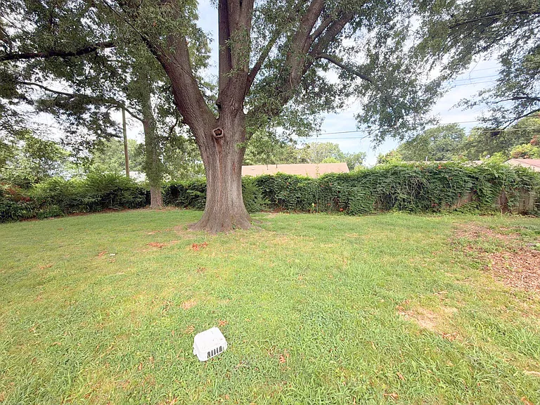 4066 Berrywood Ave — Photo 23