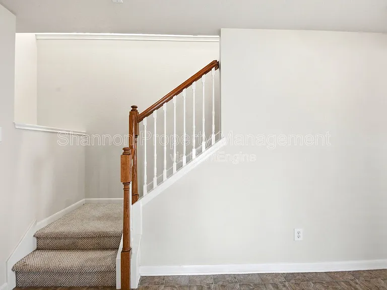 526 Remington Lodge Ct — Photo 24