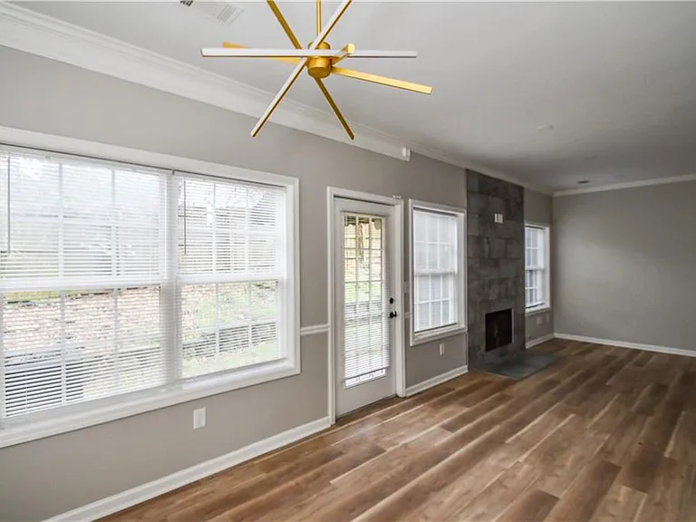 3338 Sims St — Photo 36