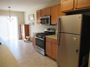 1128 Essex Ct, Akron, OH 44312