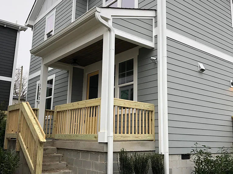 1702 Simpkins St #B — Photo 3