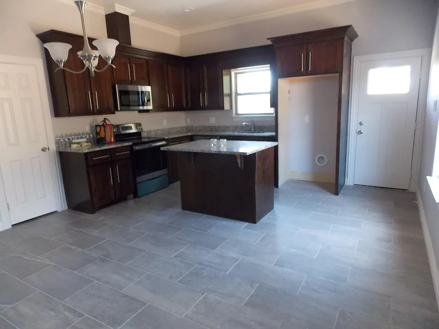 4107 Canada Dr — Photo 4