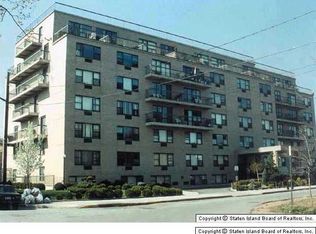 175 Zoe St APT 5M, Staten Island, NY 10305