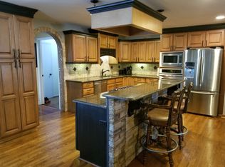 2747 Smokey Rd, Alabaster, AL 35007