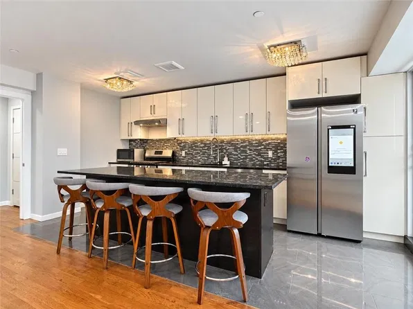 3425 Guider Ave APT 3A, Brooklyn, NY 11235