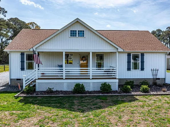 428 Smith Point Rd, Reedville, VA 22539