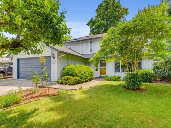 19500 SW Alderwood Ct, Beaverton, OR 97003