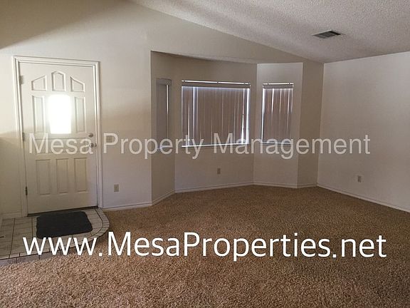 3rd image of 12967 Briarcliff Dr