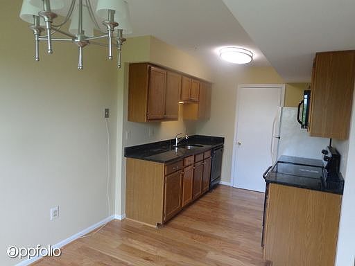 3rd image of 2519 McVeary Ct APT F