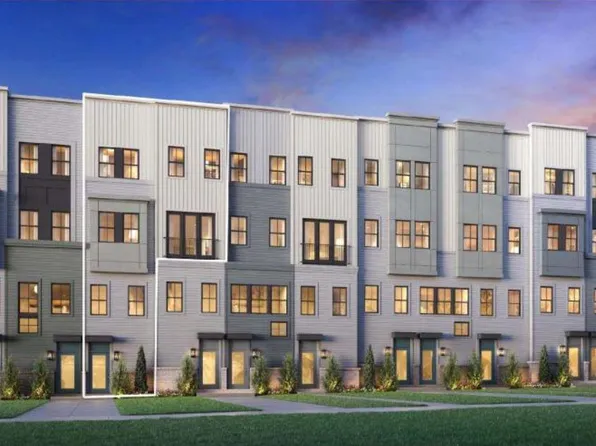 14405 Glen Manor Dr, Chantilly, VA 20151