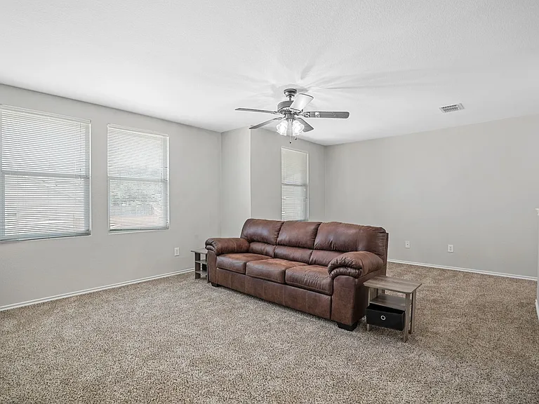 9641 Euclid Dr — Photo 11