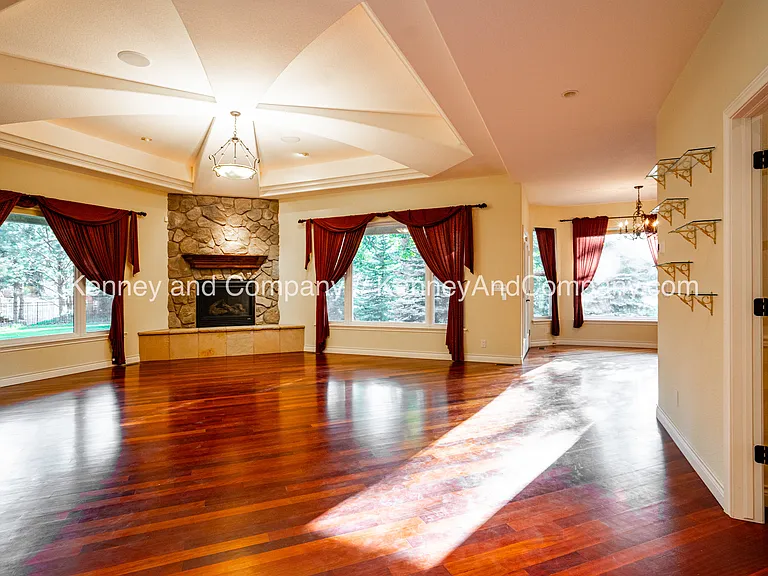 155 Indian Wells Ln — Photo 4