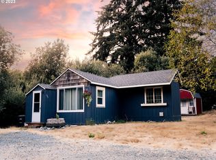 795 4th St SE, Bandon, OR 97411