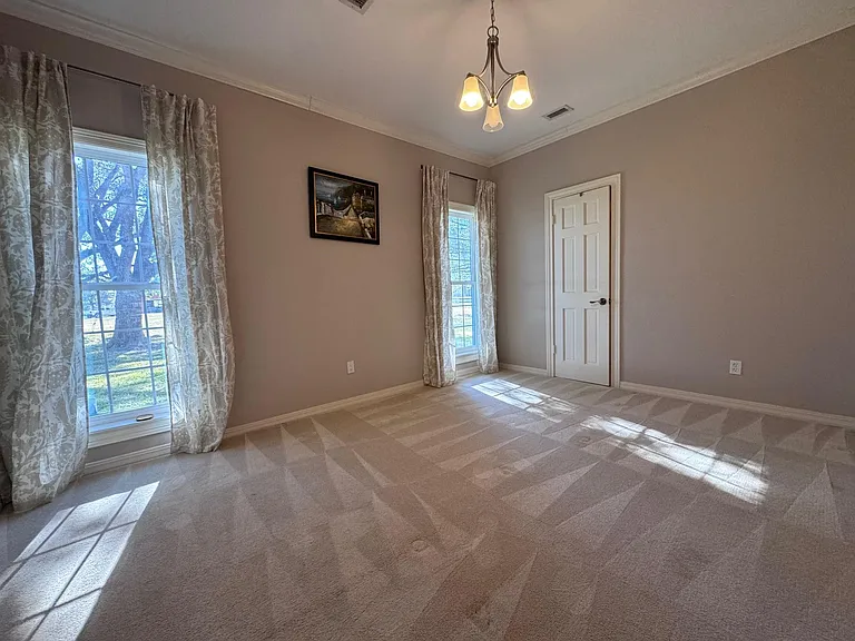 5008 Blaschke Rd — Photo 25