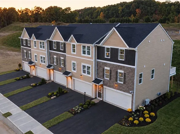 106 Cold Creek Ct, Harmony, PA 16037