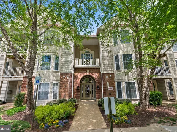18715 Sparkling Water Dr APT 103, Germantown, MD 20874