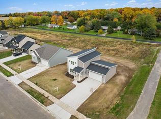 5828 Divine St, Madison, WI 53718