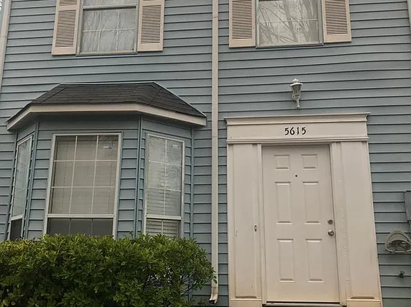 5615 Stonington Trace Pkwy, Stone Mountain, GA 30087